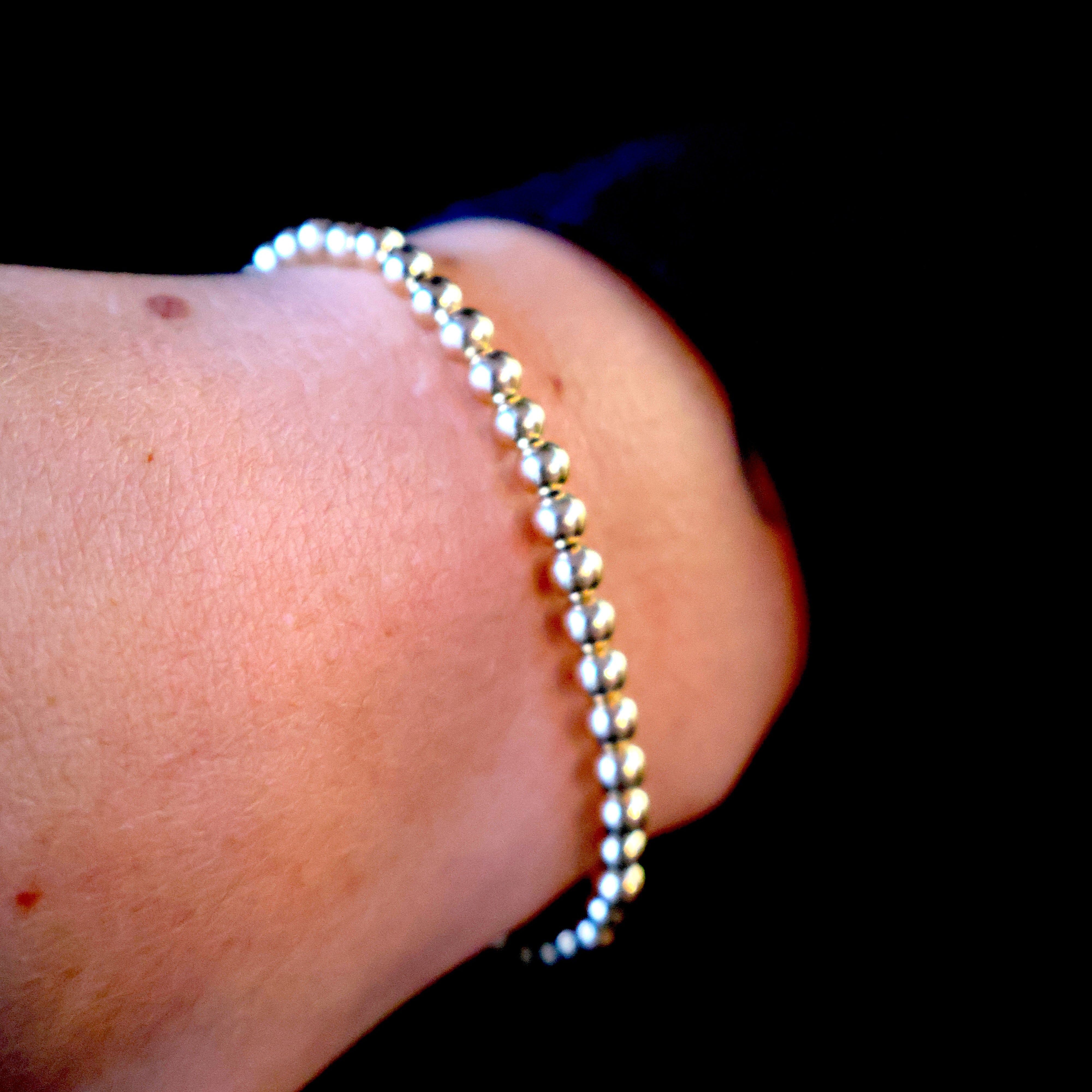 basic armband van goldfilled 4mm kralen