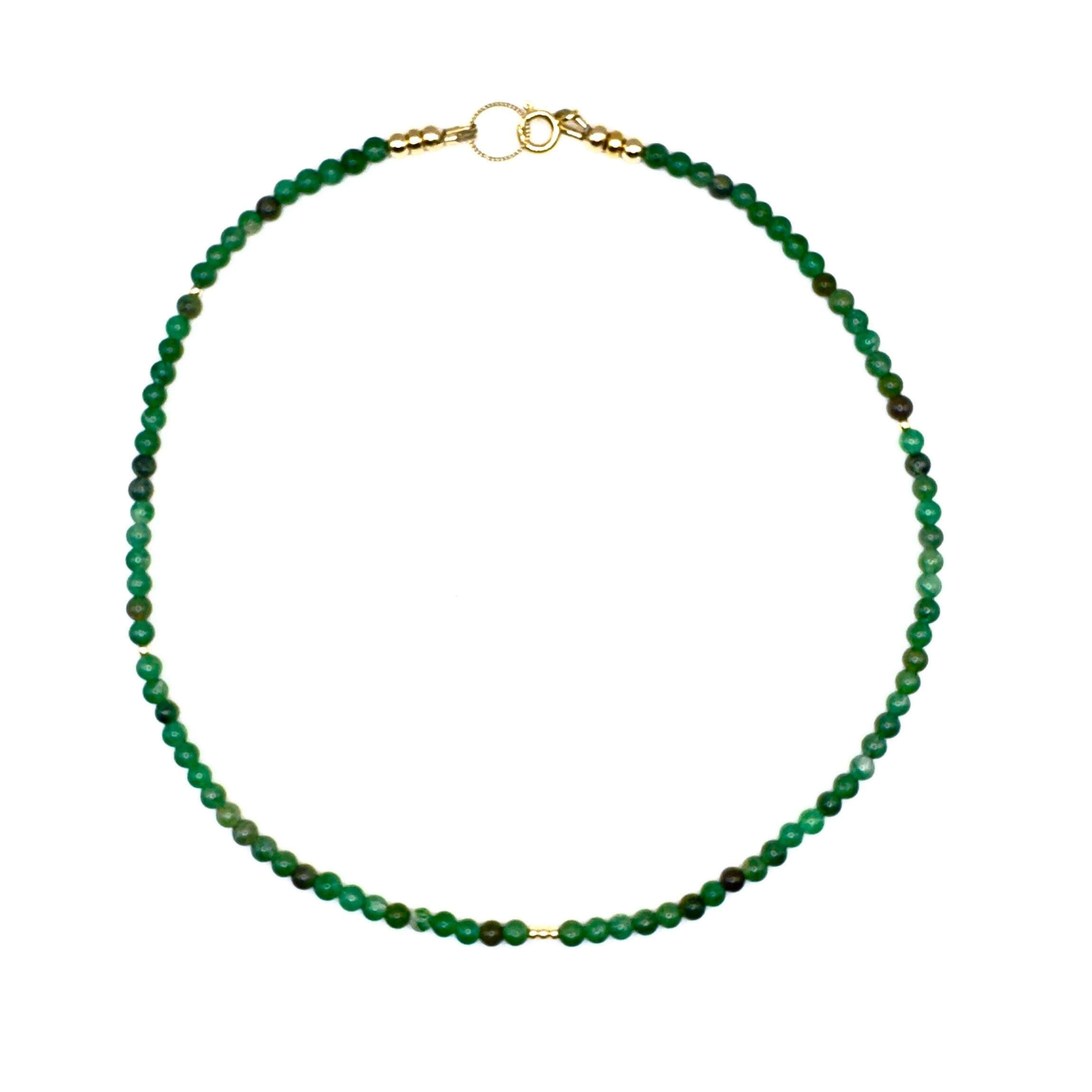 ketting van groene mica kralen en goldfilled kralen