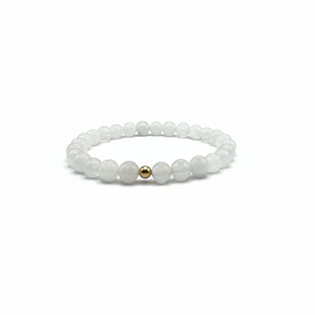 armband van witte kwarts en goldfilled kralen