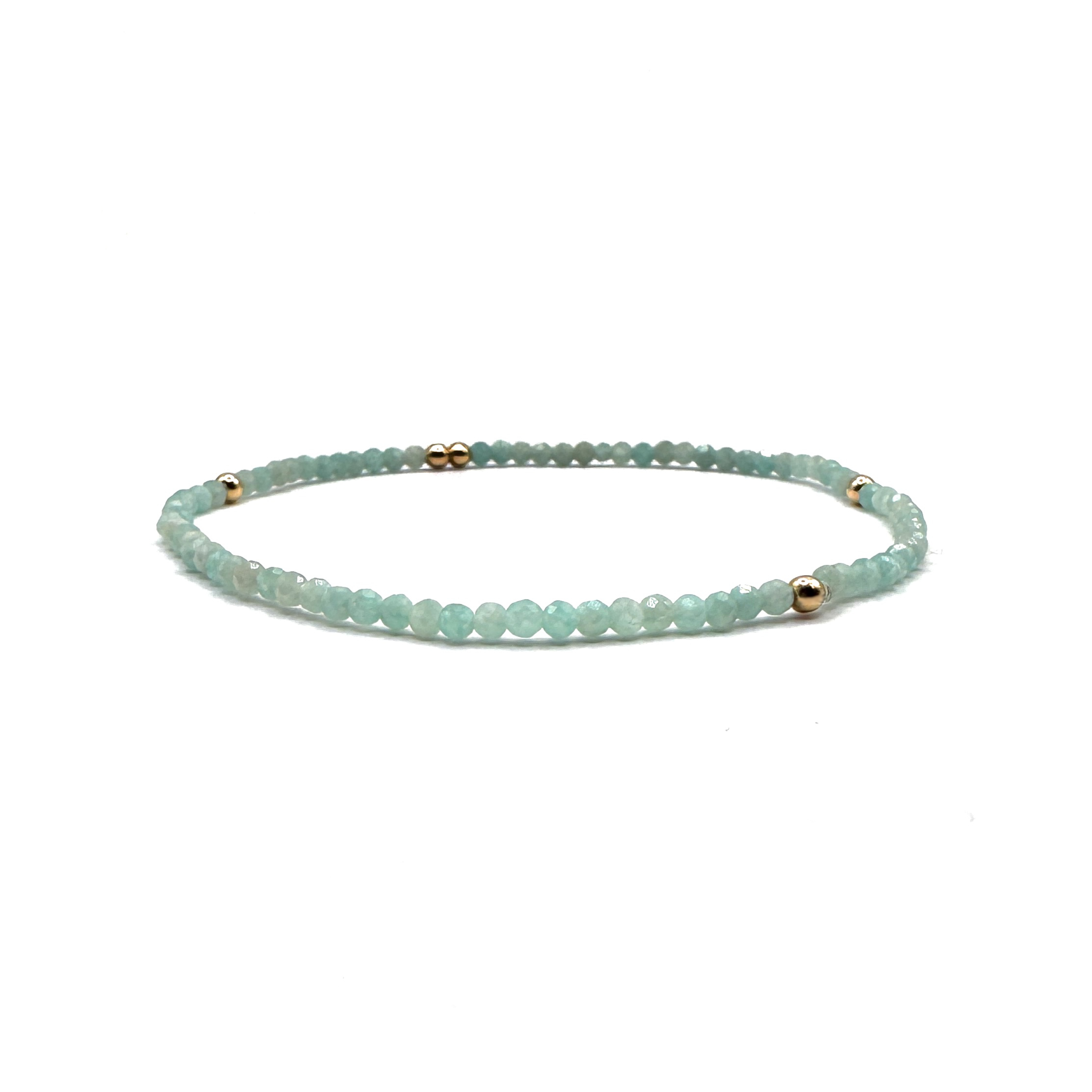 armband van lichtblauw amazoniet en goldfilled kralen