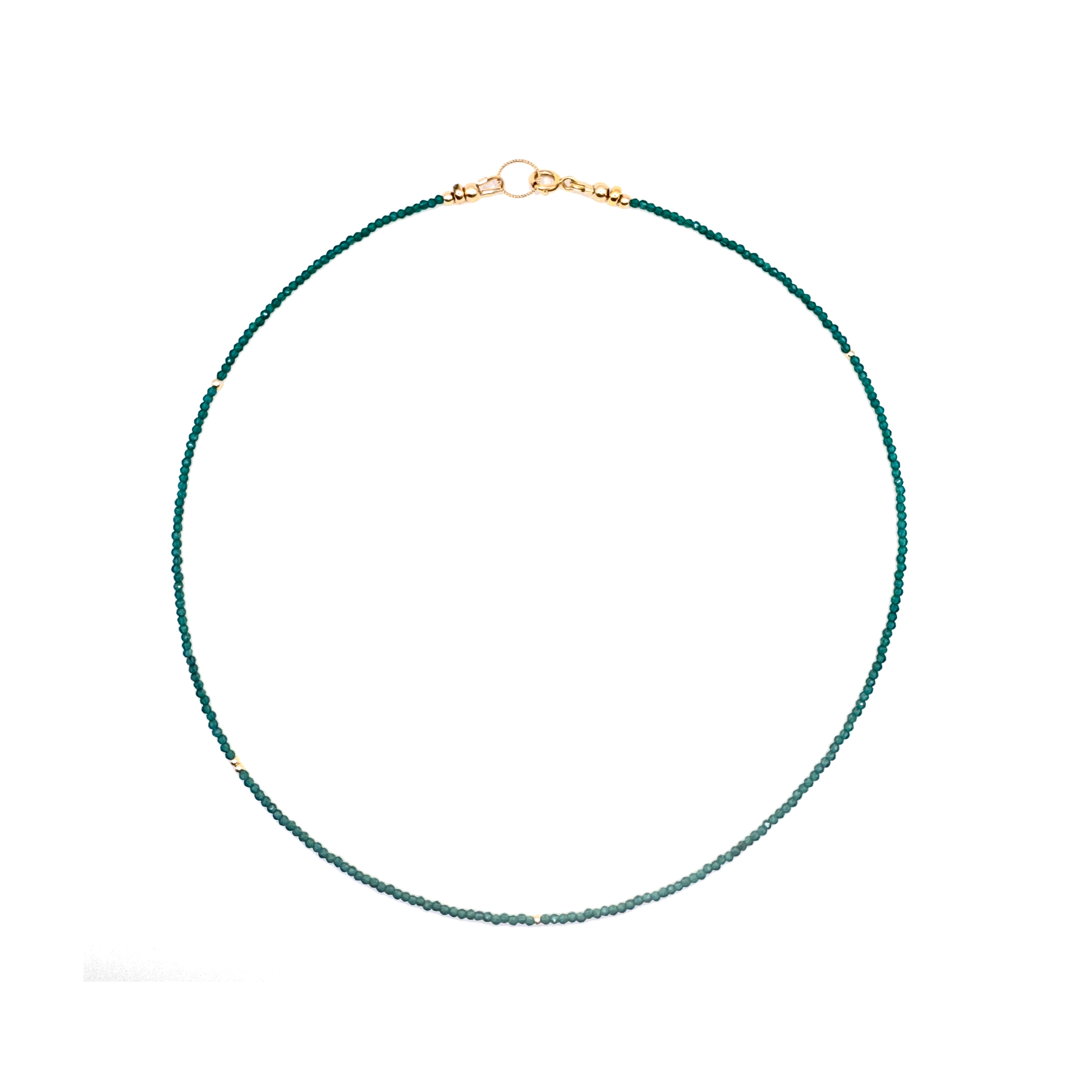 ketting van blauwe spinel en goldfilled kraaltjes