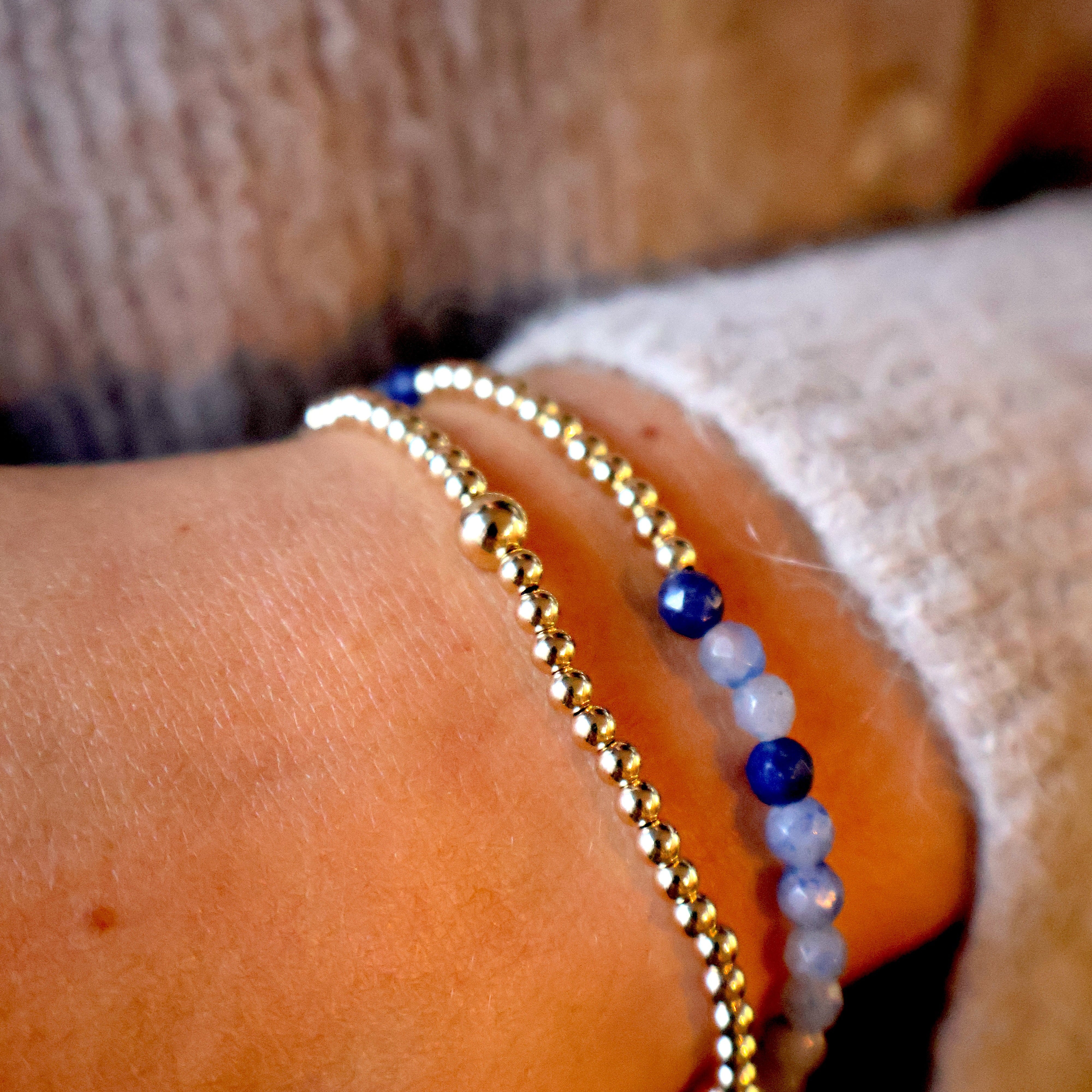 armband met facet blauwe kwarts  en goldfilled kralen