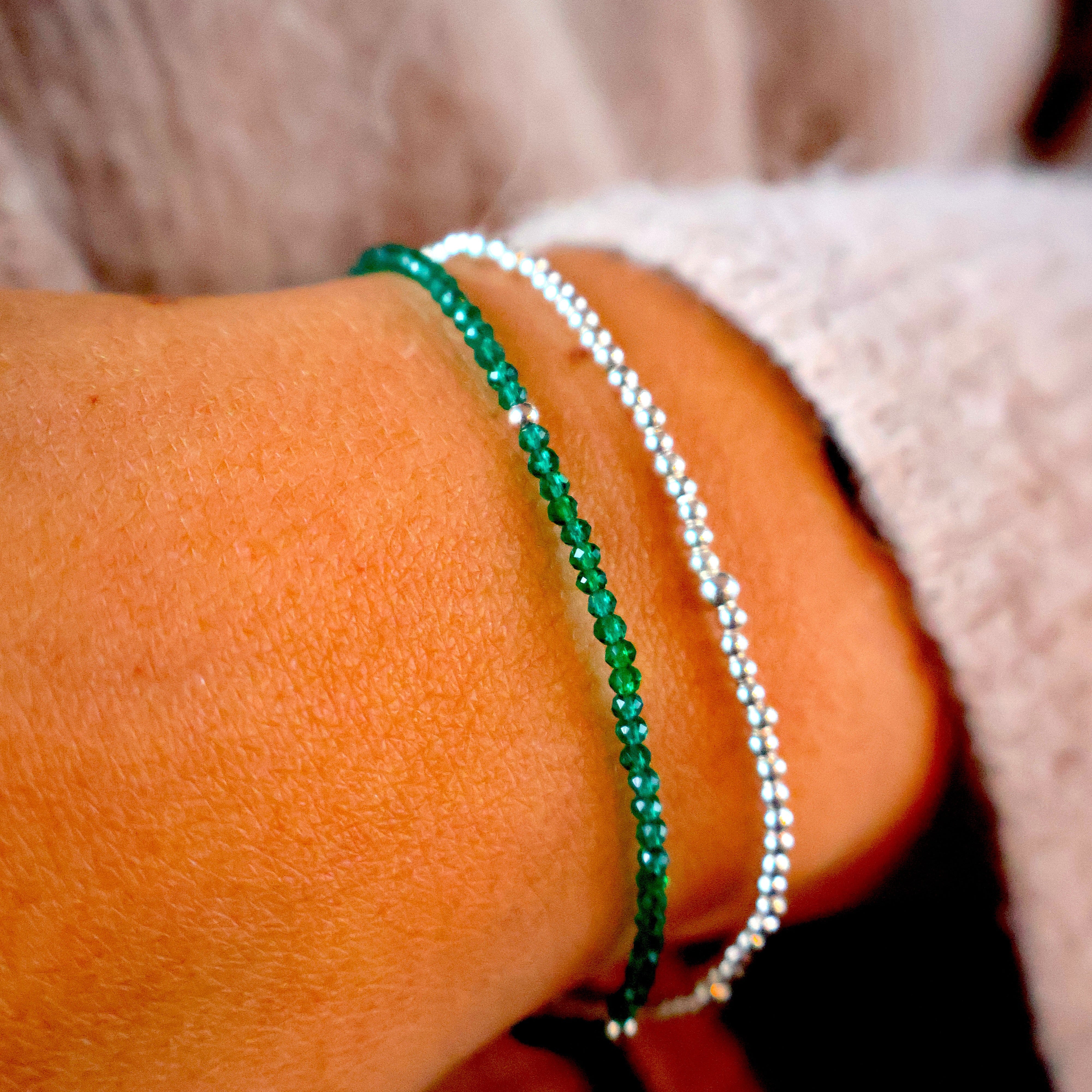 armbandje groen facet en sterling zilveren kraaltjes
