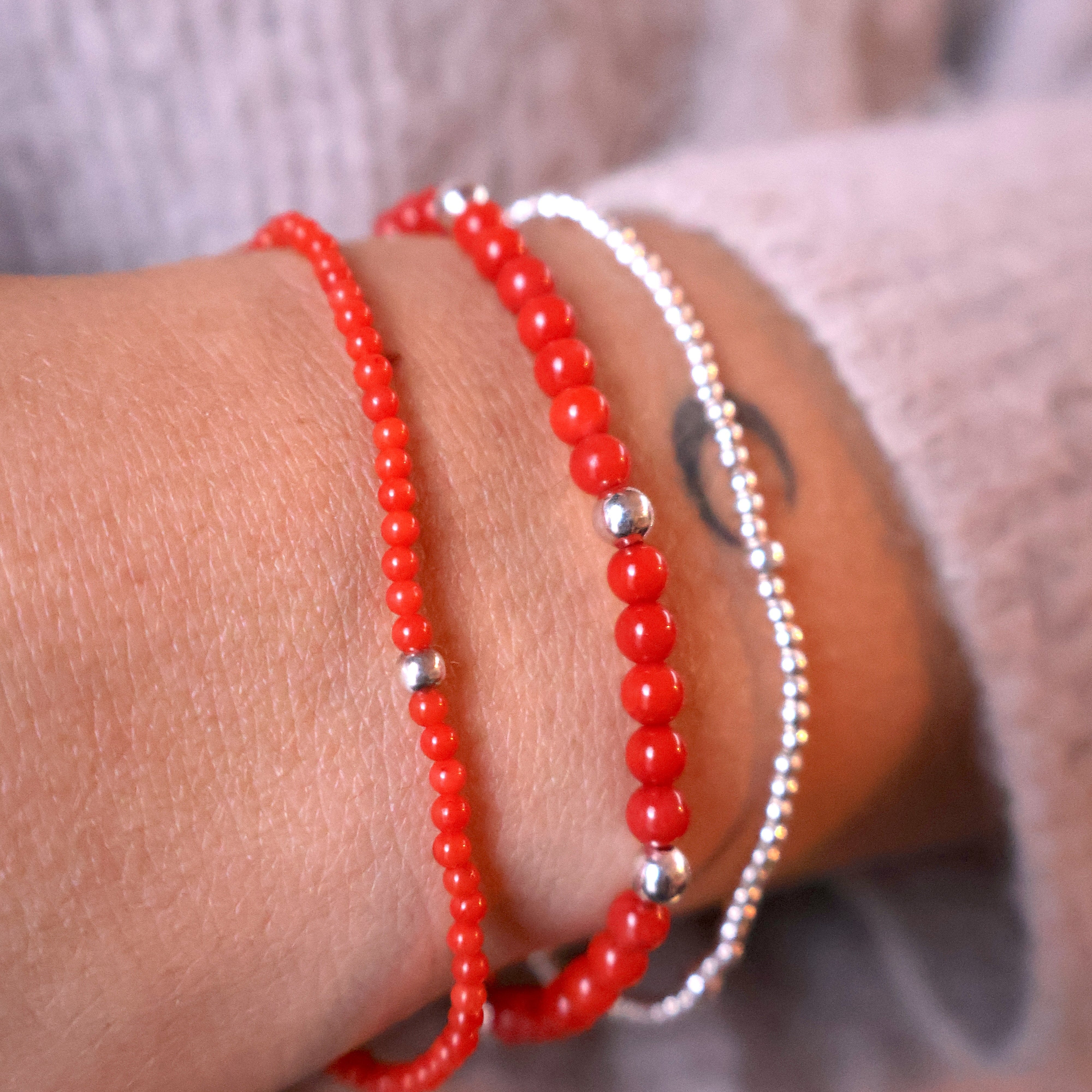 armband met bloedkoraal  en goldfilled kraaltjes